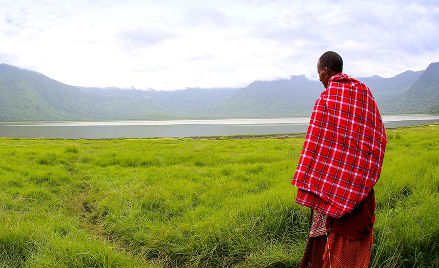 Empakai Crater Hike in Ngorongoro Crater