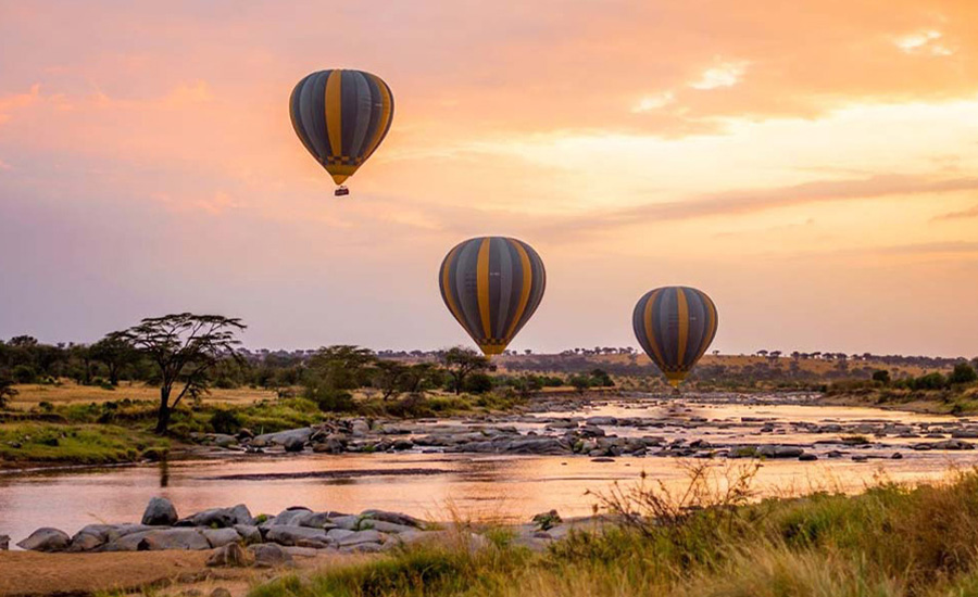 Hot Air Balloon Safari in Serengeti National Park